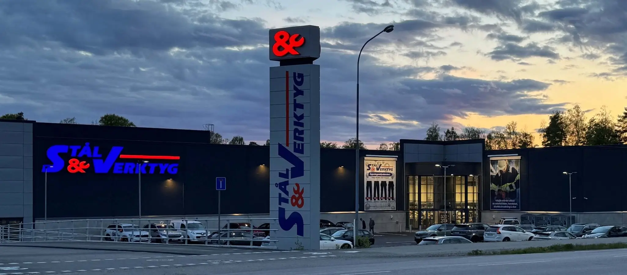 Stolpskylt levererad åt Stål och Verktyg Stolpskylt levererad åt Stål och Verktyg