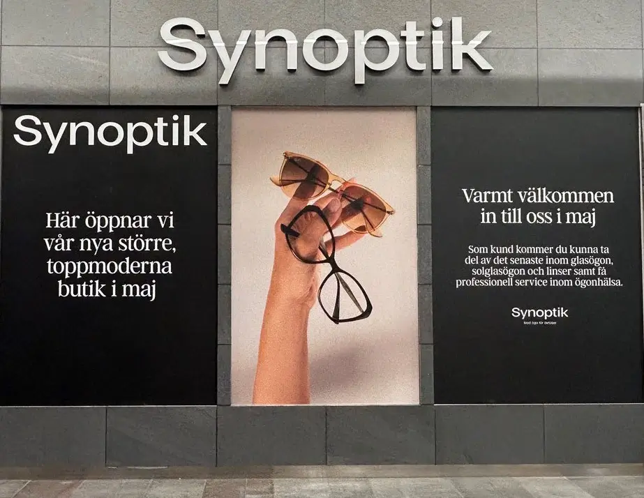 Butiksskylt levererad till Synoptik Sollentuna för deras nya öppnade butik
